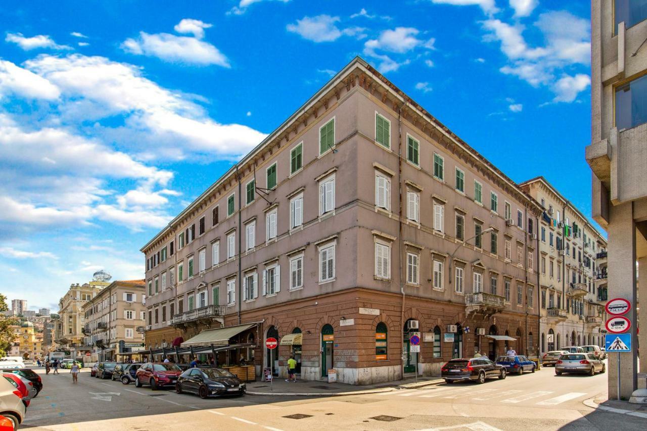 Apartment Mia Rijeka Buitenkant foto