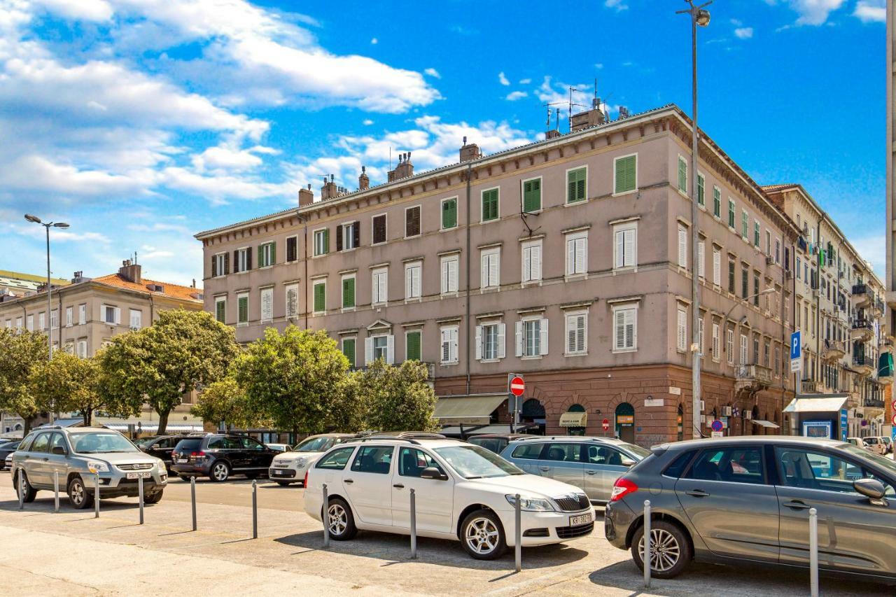 Apartment Mia Rijeka Buitenkant foto